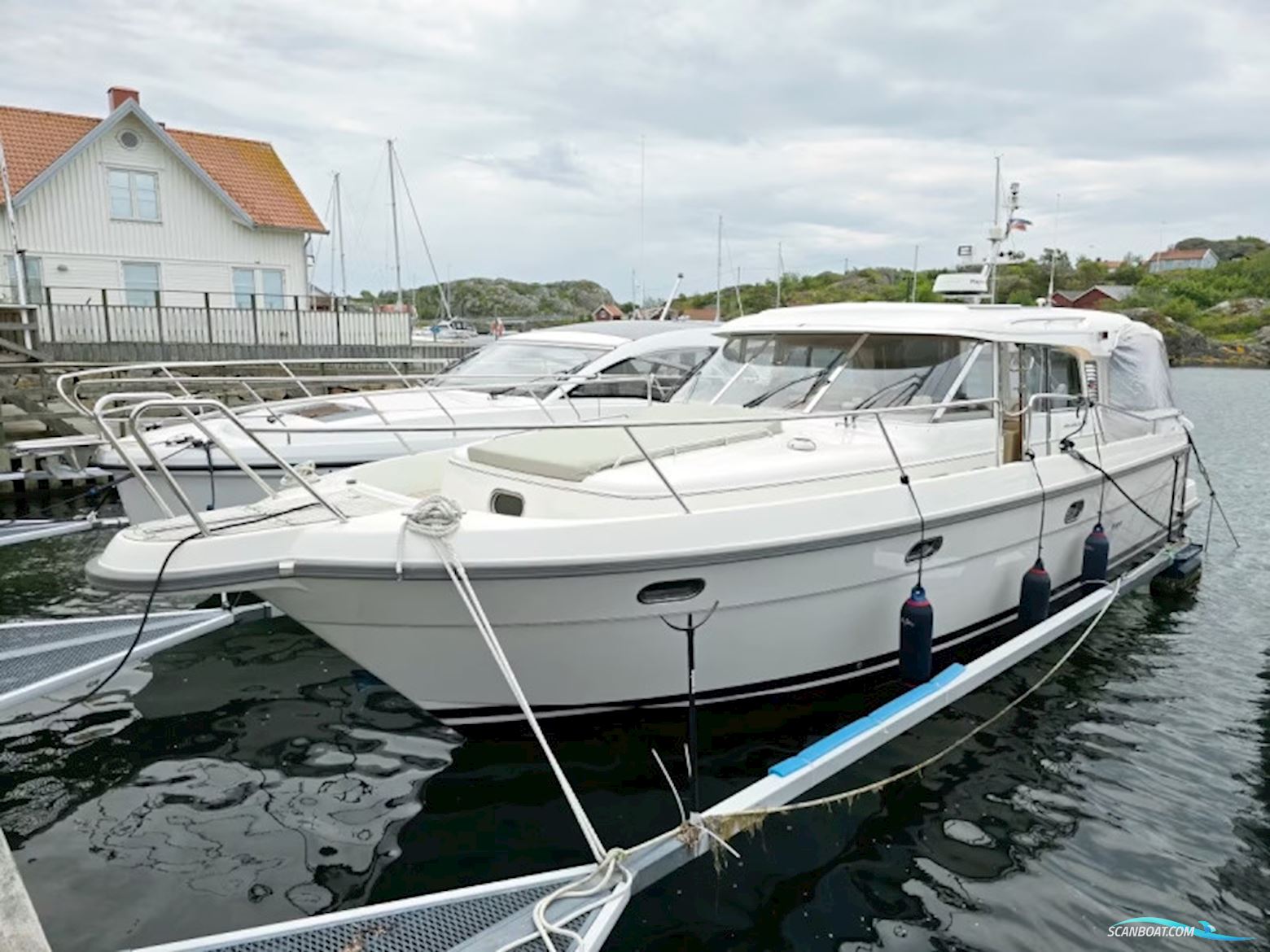 Nimbus 42 Nova Coupé