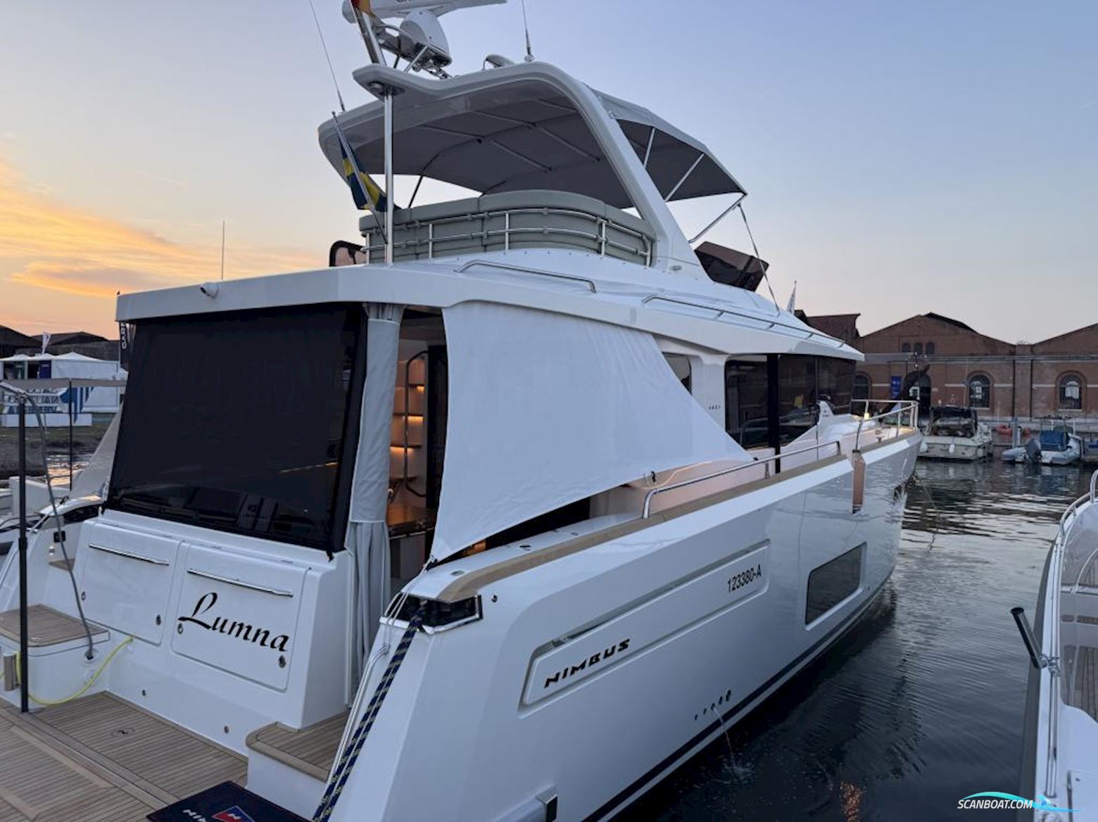Nimbus 495 Flybridge