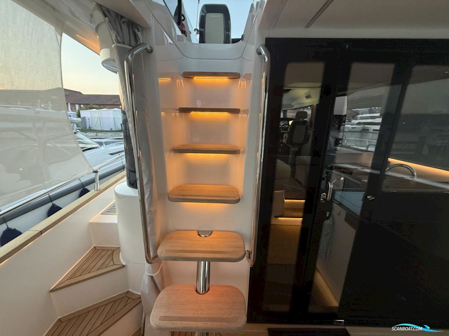 Nimbus 495 Flybridge