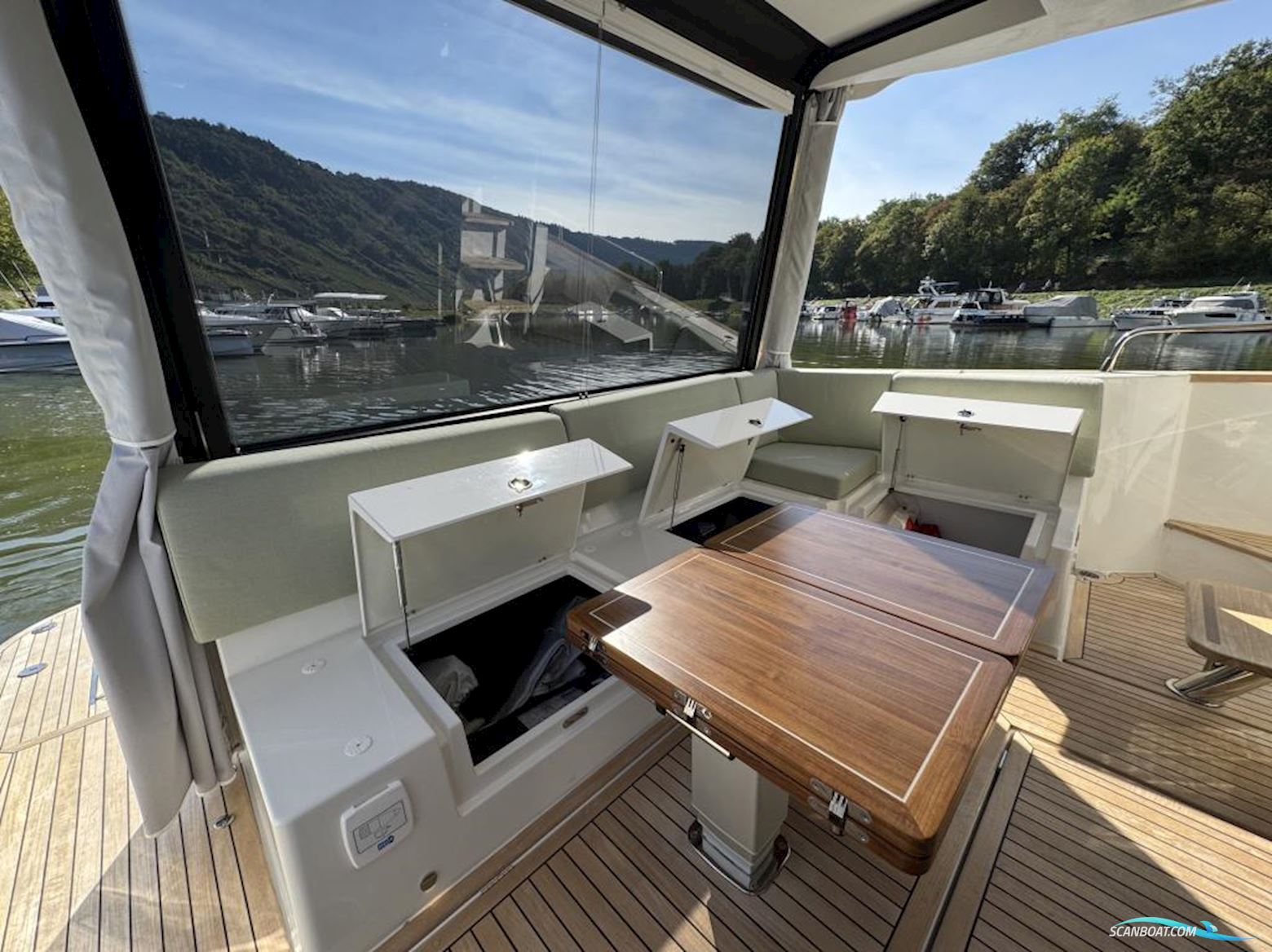Nimbus 495 Flybridge
