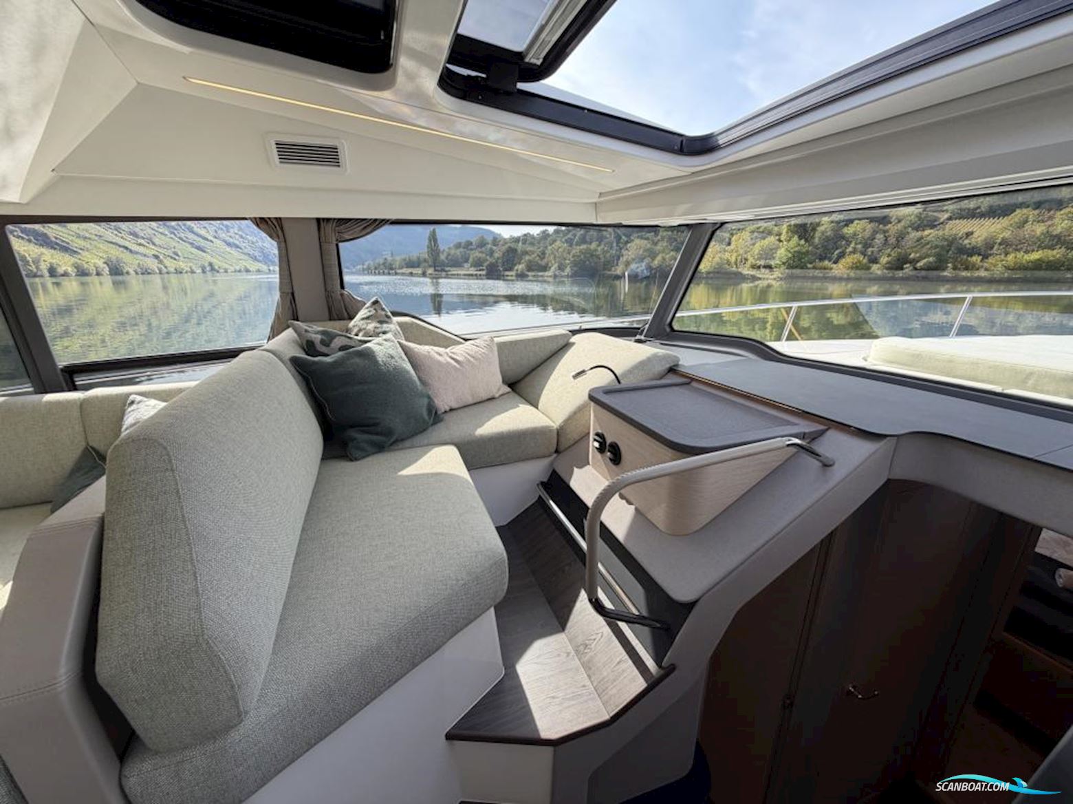 Nimbus 495 Flybridge
