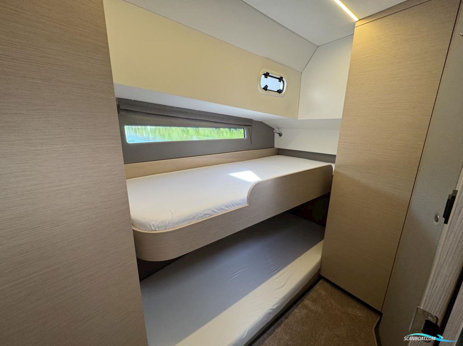 Nimbus 495 Flybridge