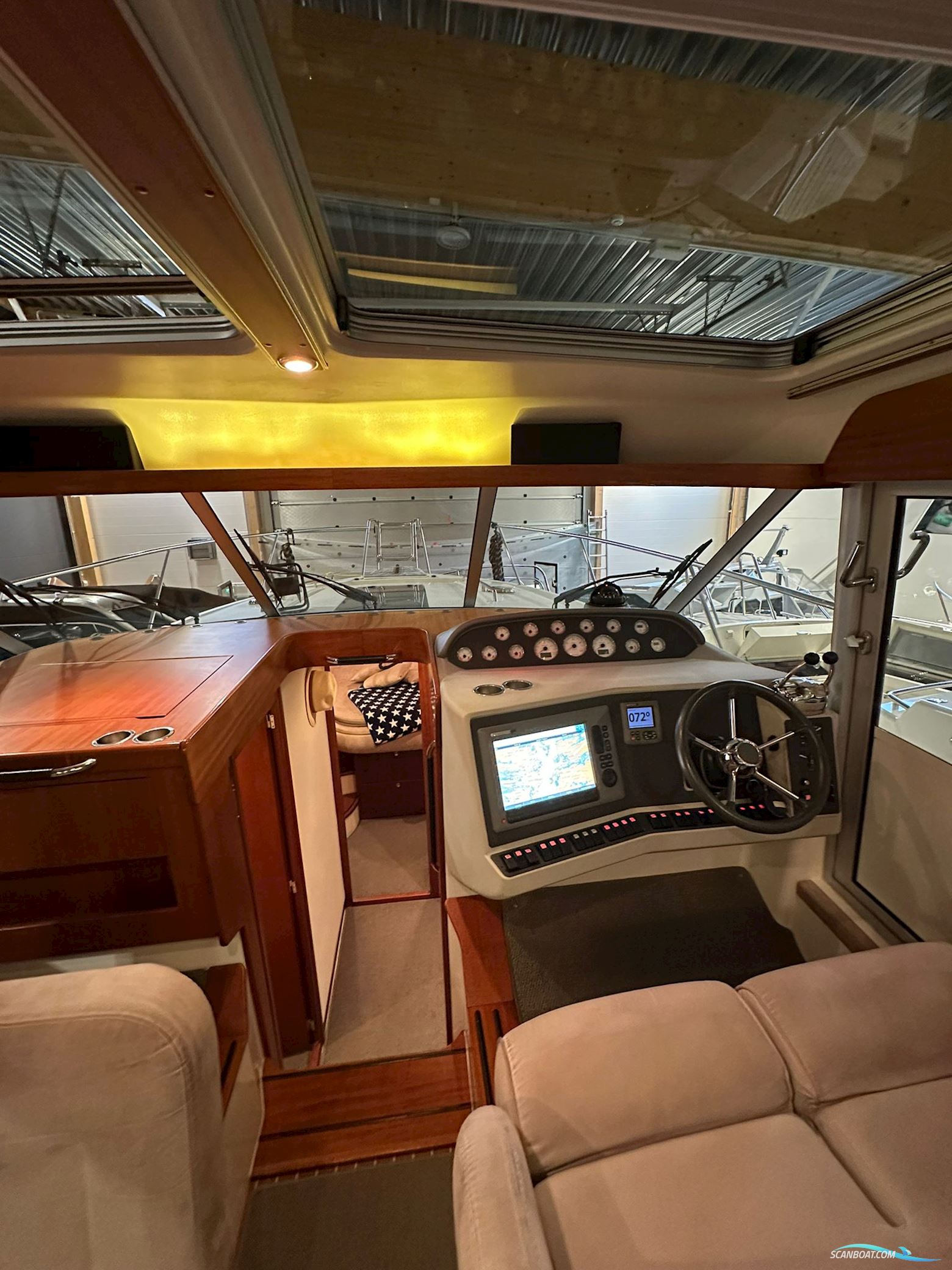 Nimbus Nova 43