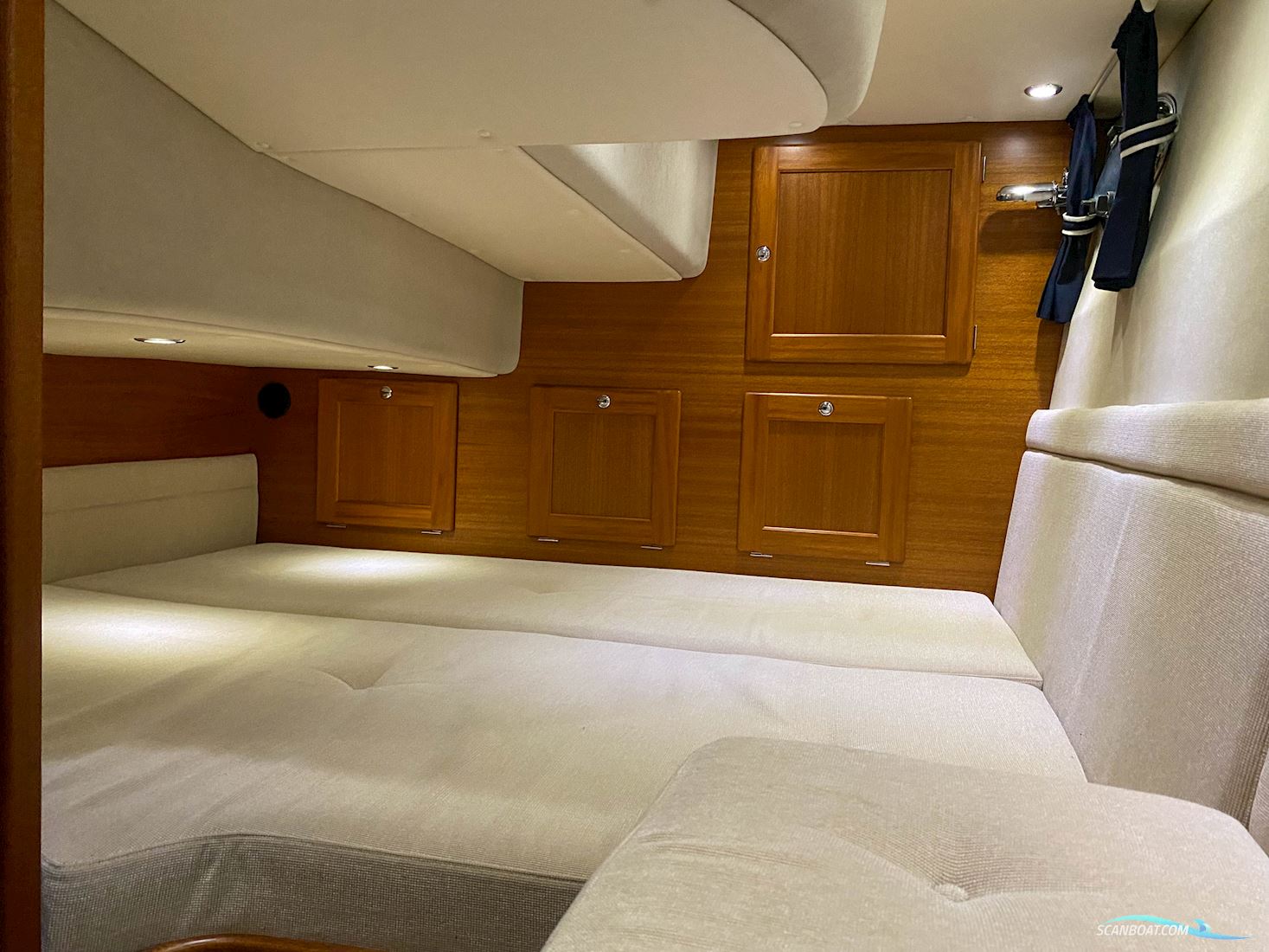 Nord West 370 Flybridge