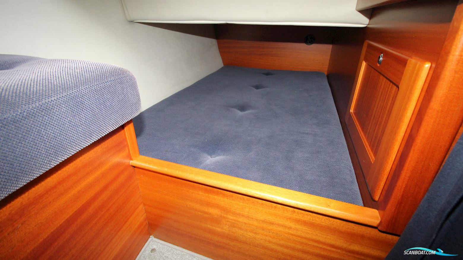 Nord West 390 Flybridge