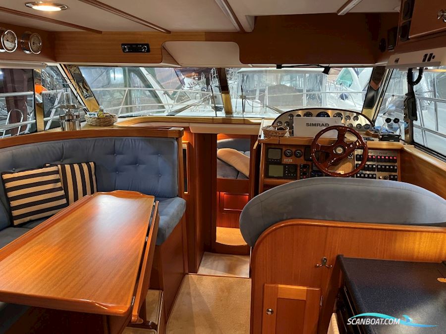 Nord West 390 Flybridge