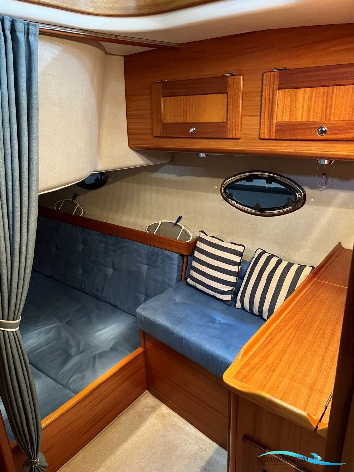 Nord West 390 Flybridge