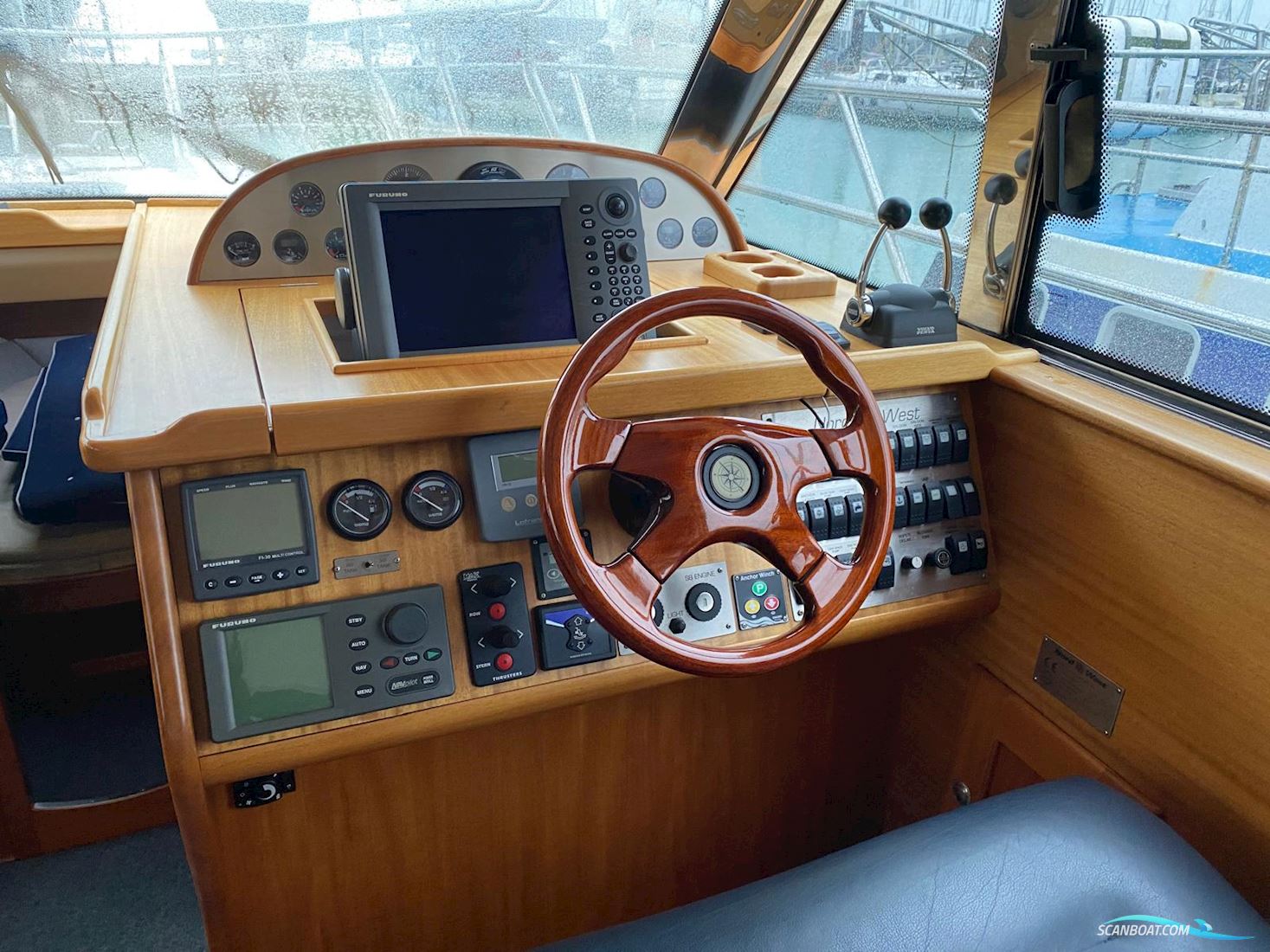 Nord West 390 Flybridge