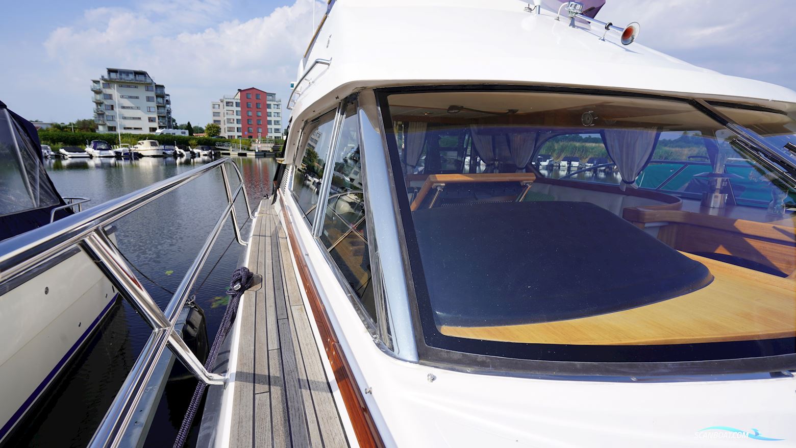 Nord West 390 Flybridge