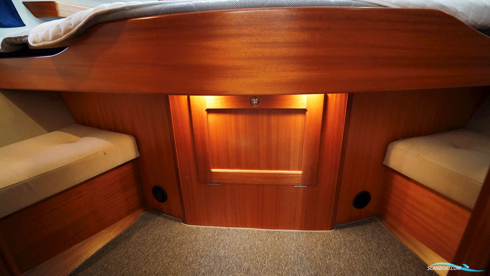 Nord West 390 Flybridge