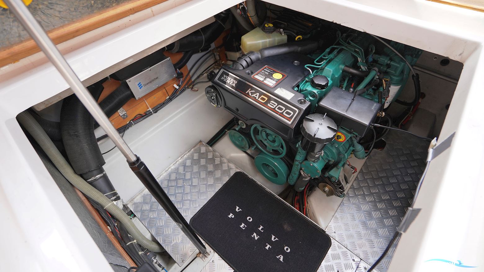 Nord West 390 Flybridge