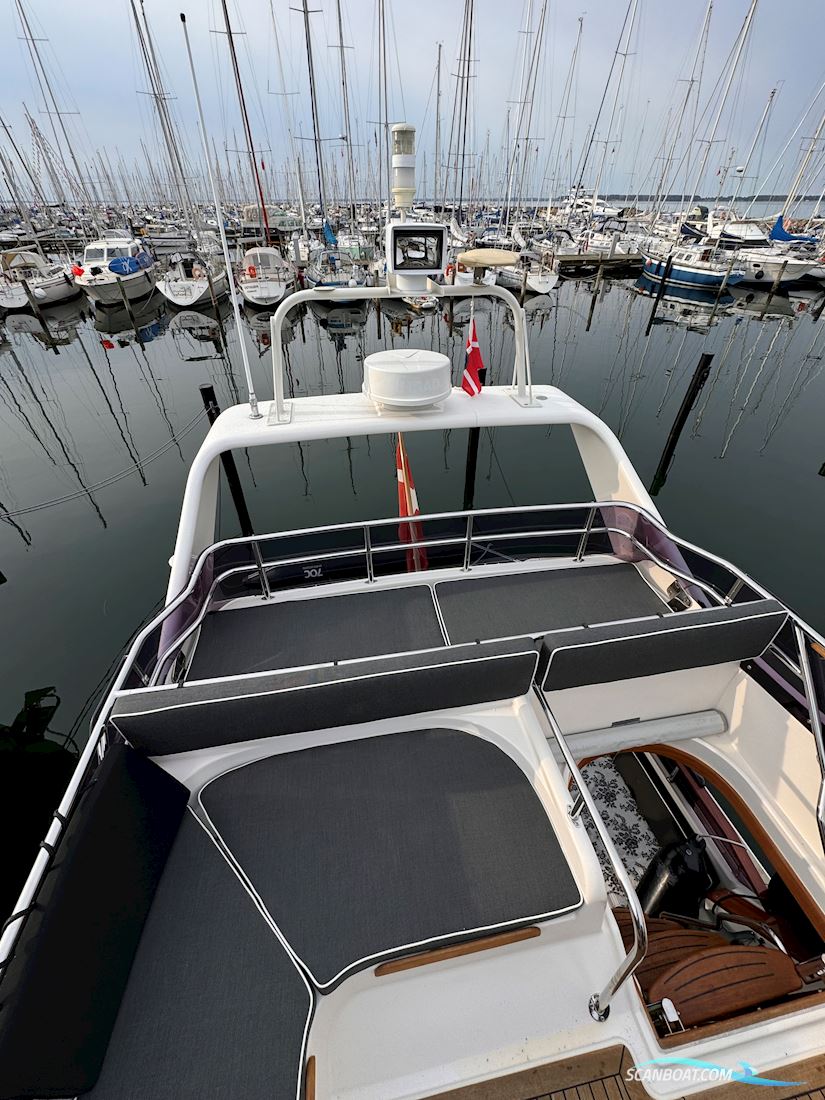Nord West 390 Flybridge