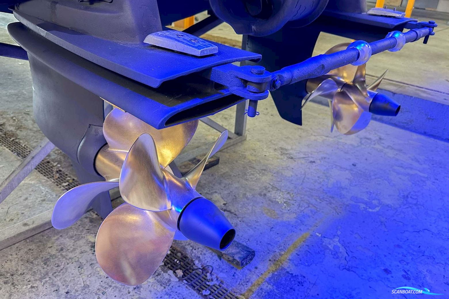 Nord West 420 Flybridge