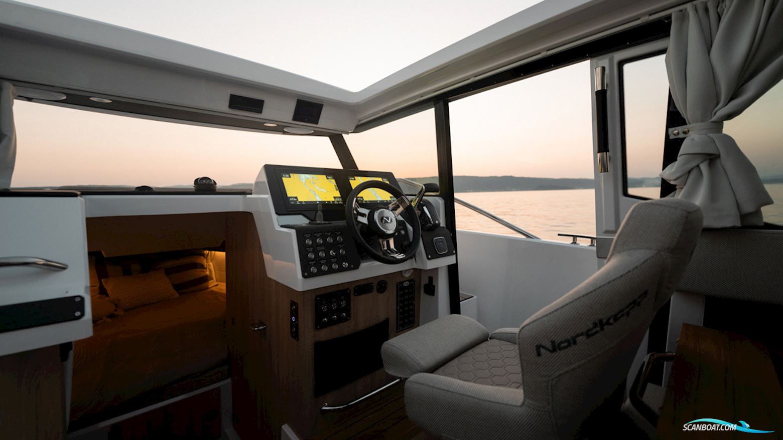 Nordkapp Coupe 830