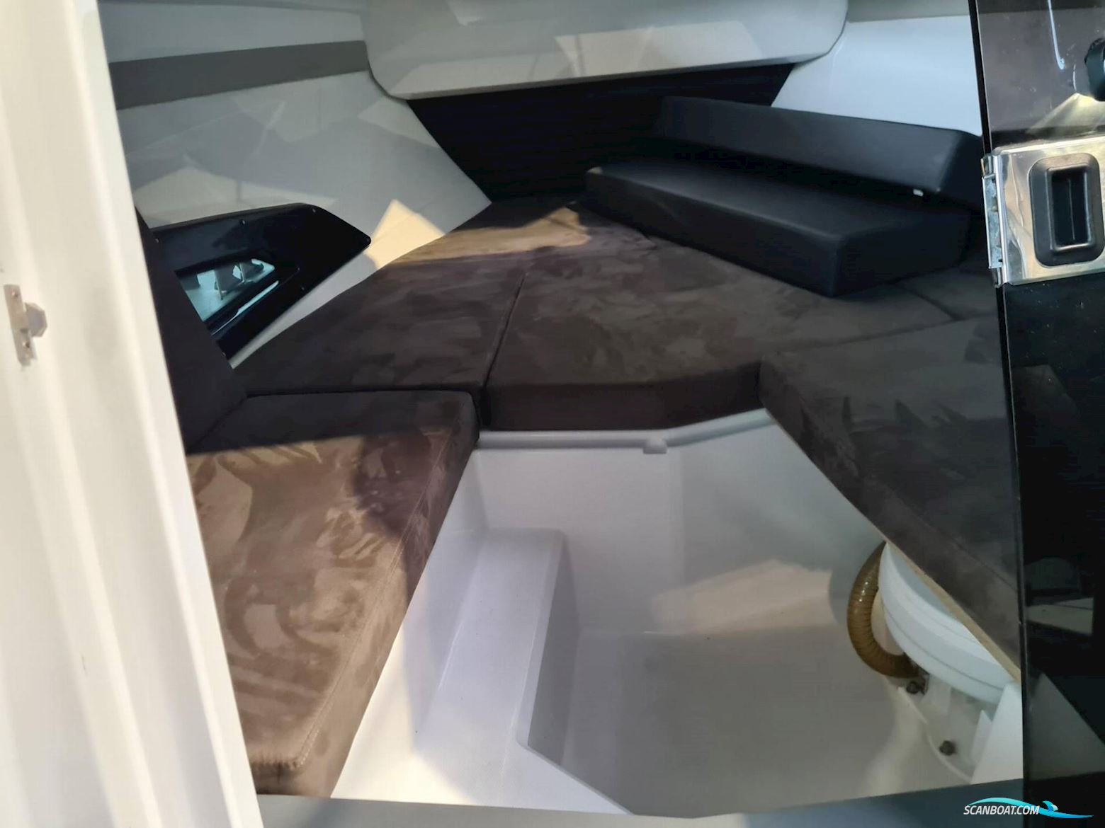 Nordkapp Noblesse 720 - Yamaha 250 HK/Udstyr