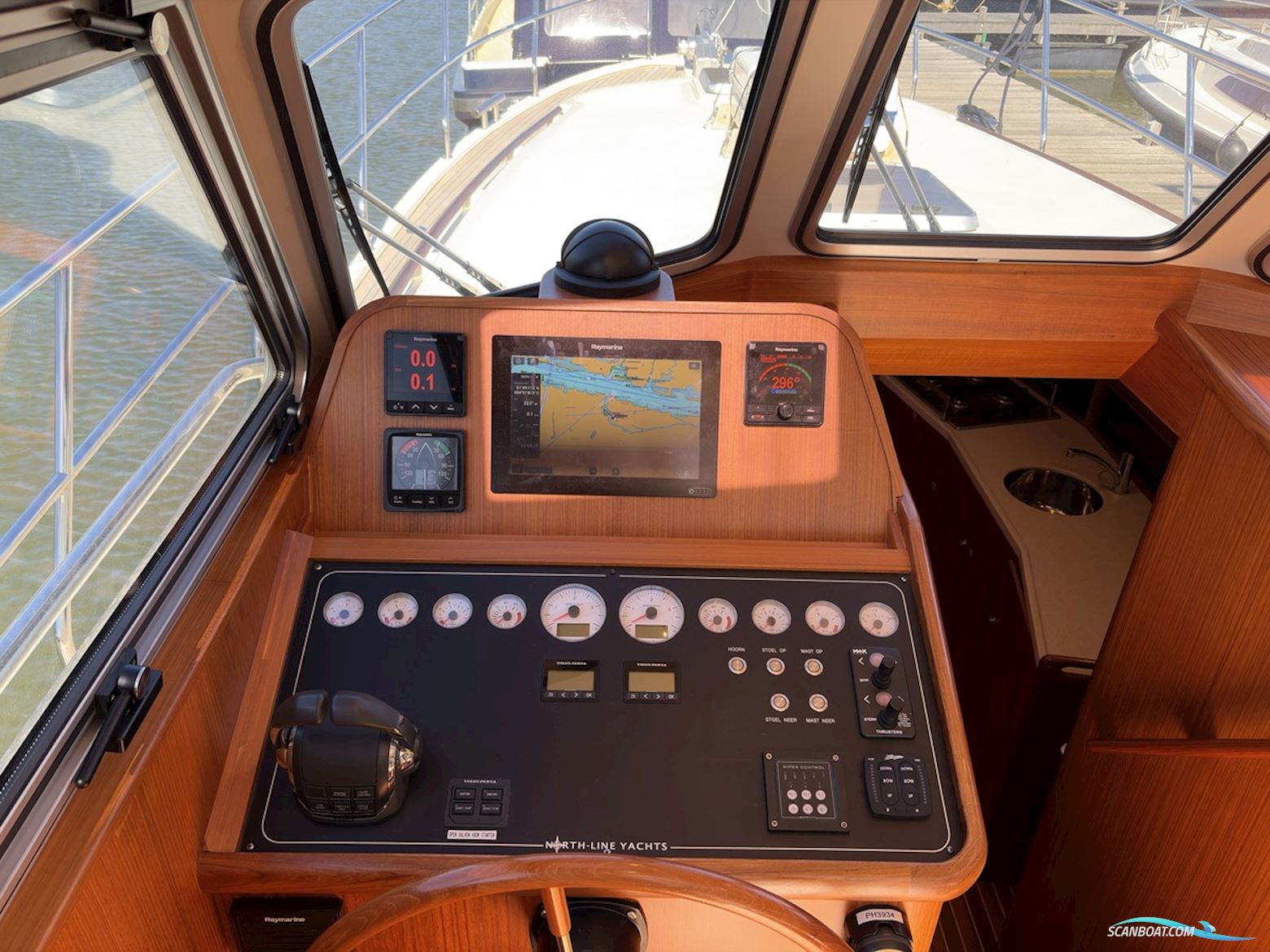 North-Line 37 Wheelhouse