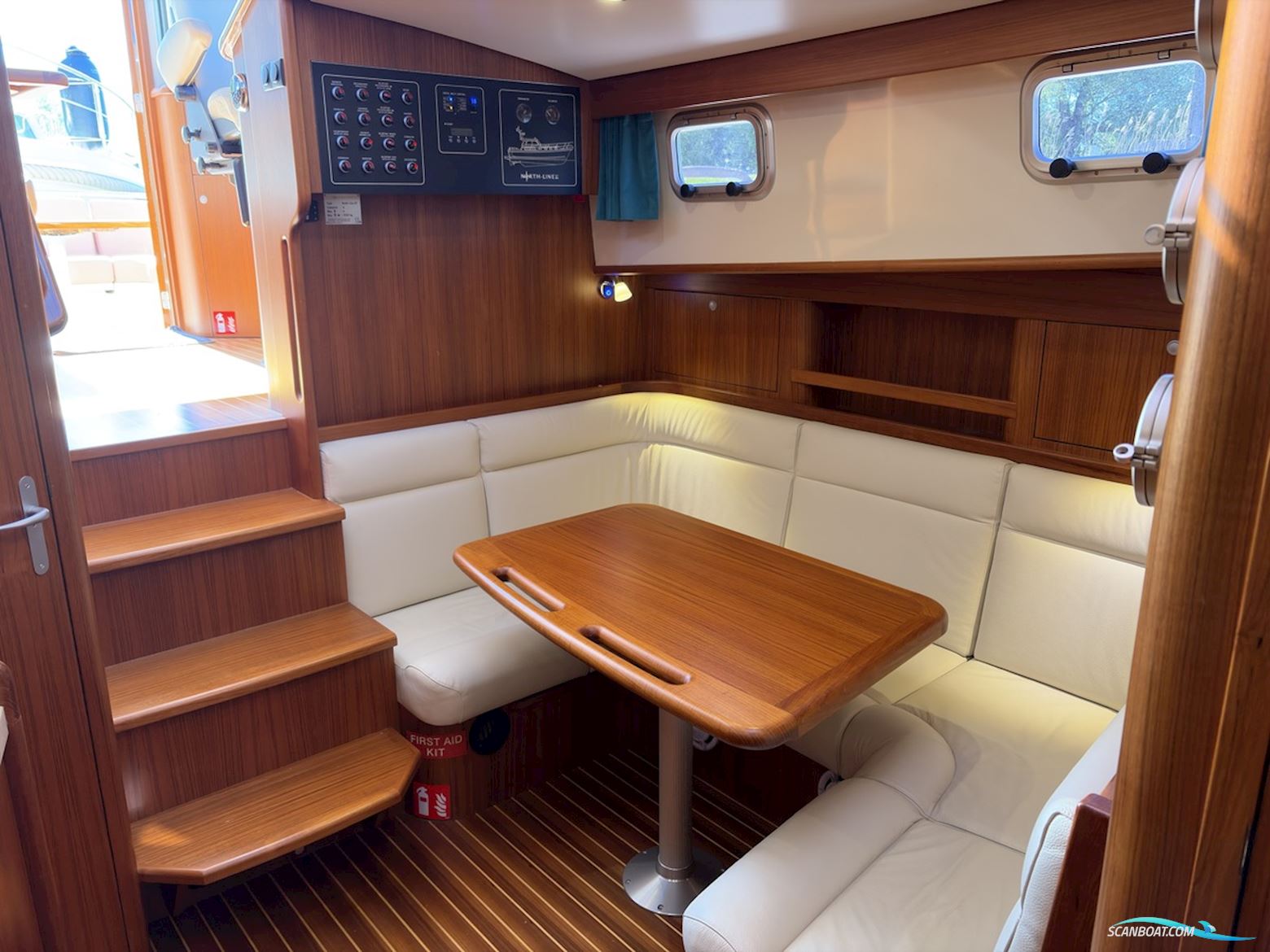 North-Line 37 Wheelhouse