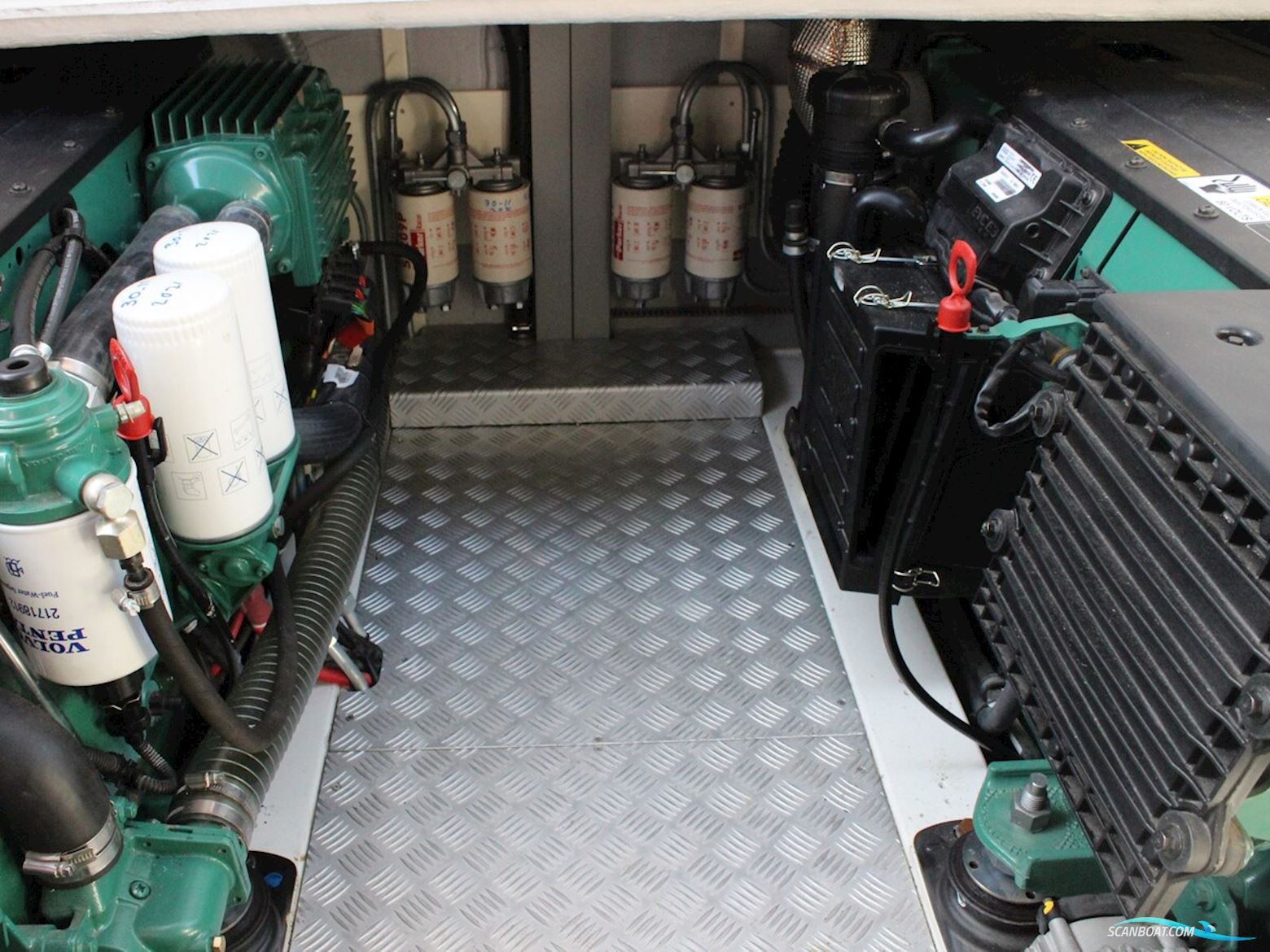 North-Line 37 Wheelhouse