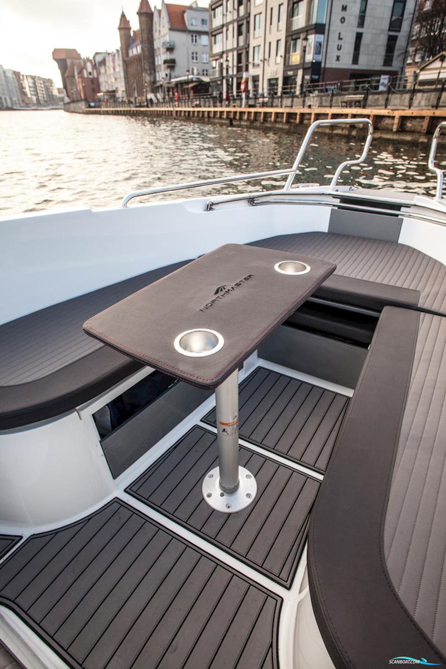 NorthMaster 645 Open