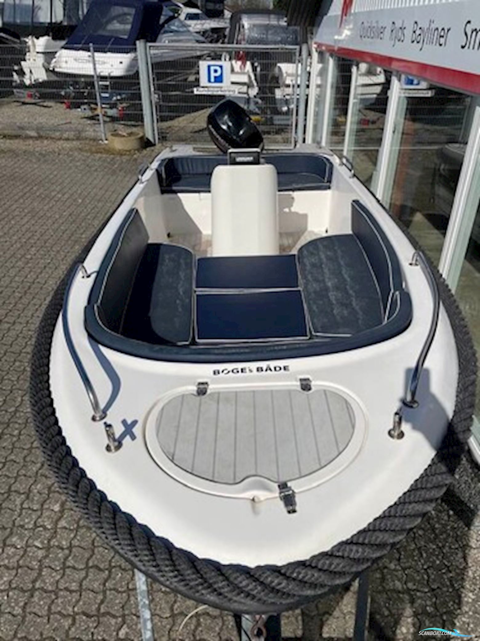 Nydam 500 Classic Med 40 hk Mercury-Efi 4 Takt og Brenderup Trailer - Anvisningssalg