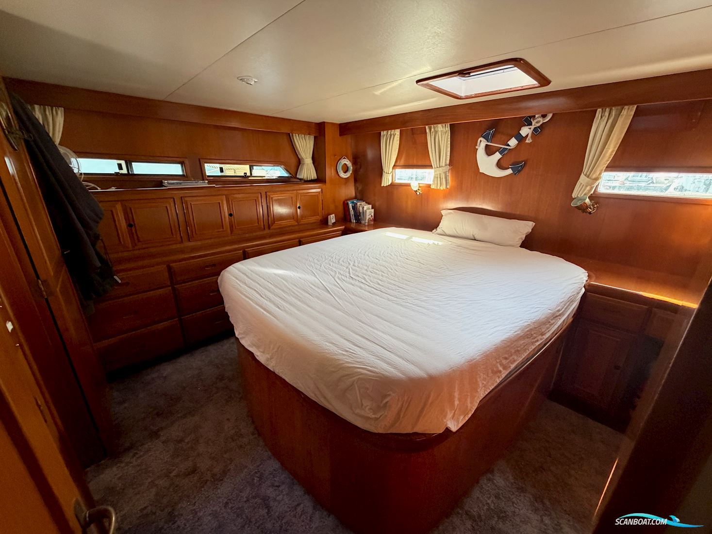Ocean Alexander 39