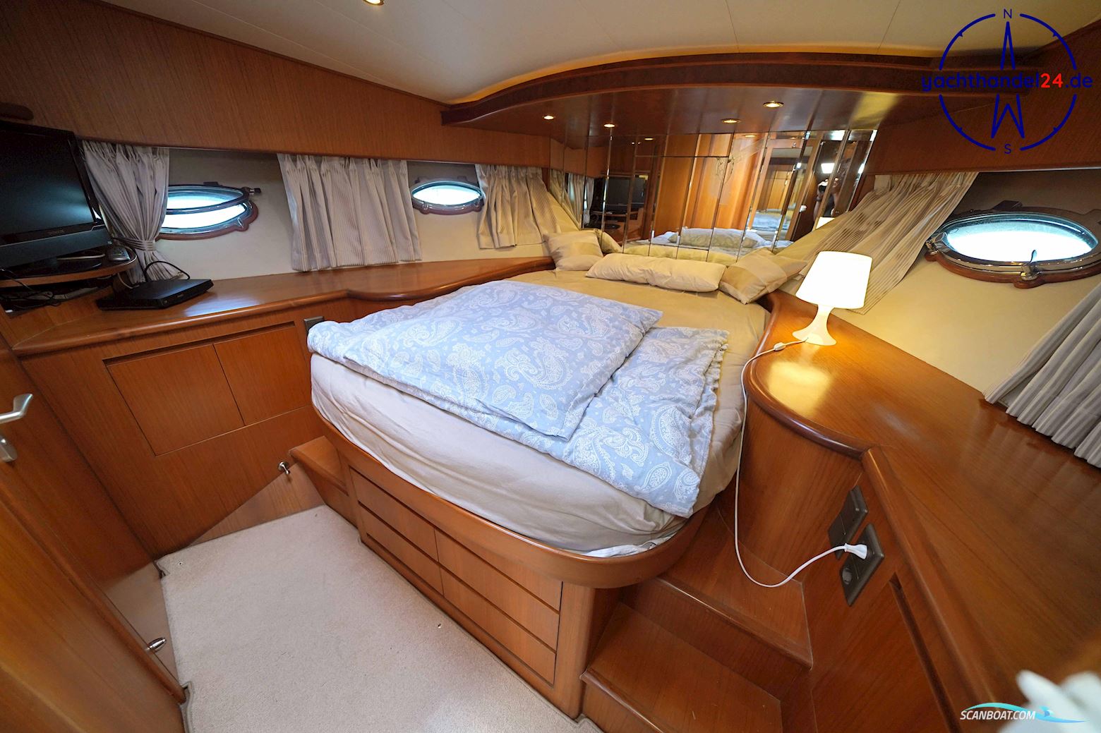 Ocean Alexander Altus 42