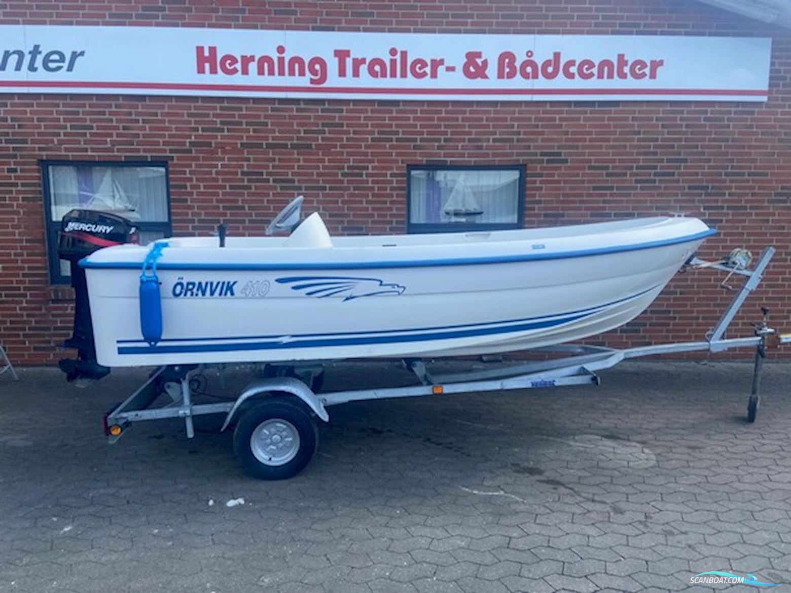 Ørnvik 410 m/Mercury 25 hk 2-Takt og Variant Trailer Motorboot 2000, mit Mercury motor, Dänemark