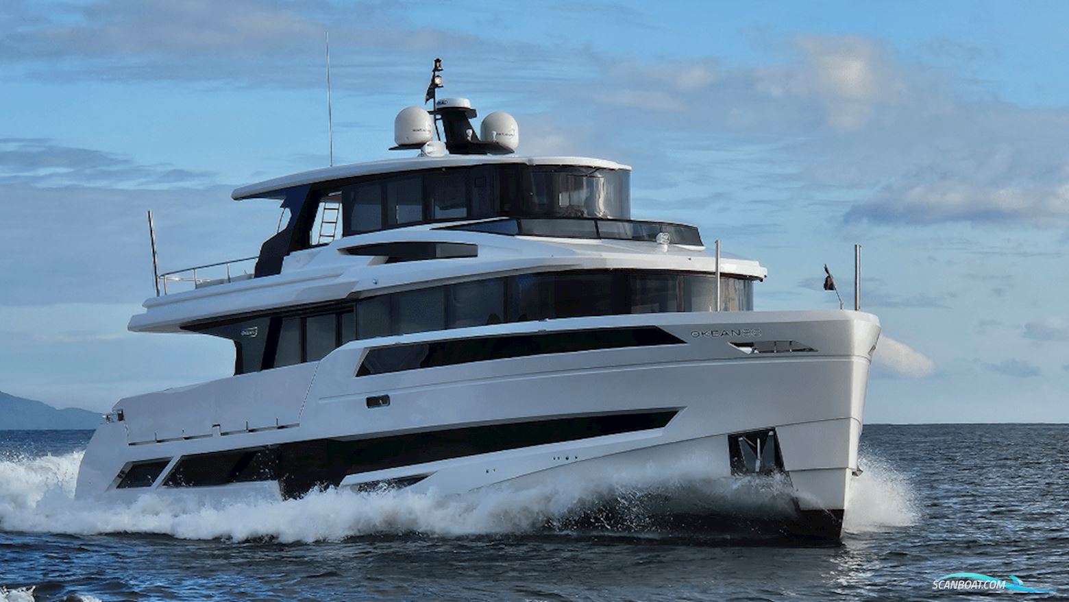 OKEAN 80 Motorboot 2025, Frankreich