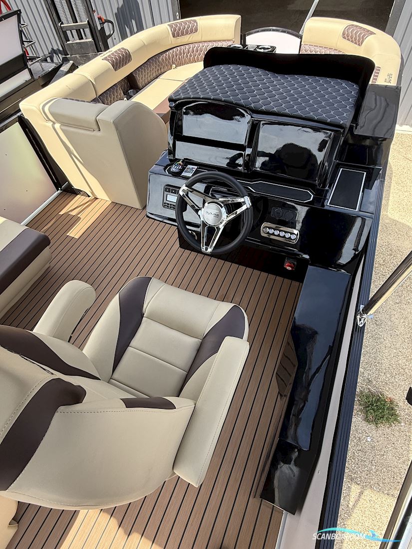 Old Lake Marine T21 Pontoon