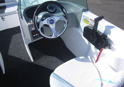 Olympic 460 Bowrider Motorboot 2026, mit Mercury F60 Elpt Efi motor, Dänemark