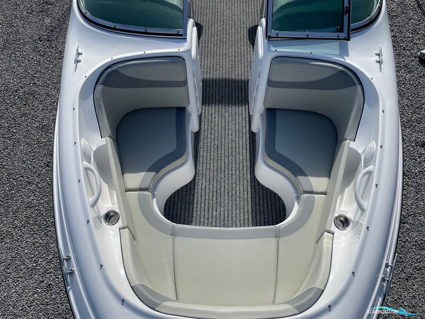 Olympic 580 Bowrider Med Mercury 115 hk CT