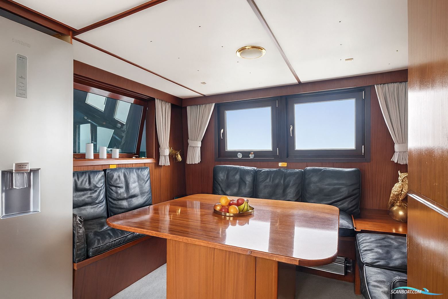 OneOff 92 - Lady Marjan