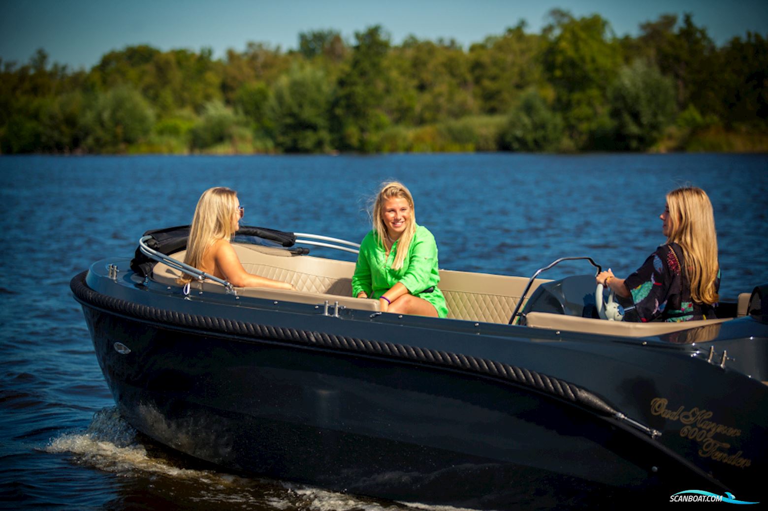 Oud Huijzer 600 Tender al 24 JAAR KWALITIEIT !!