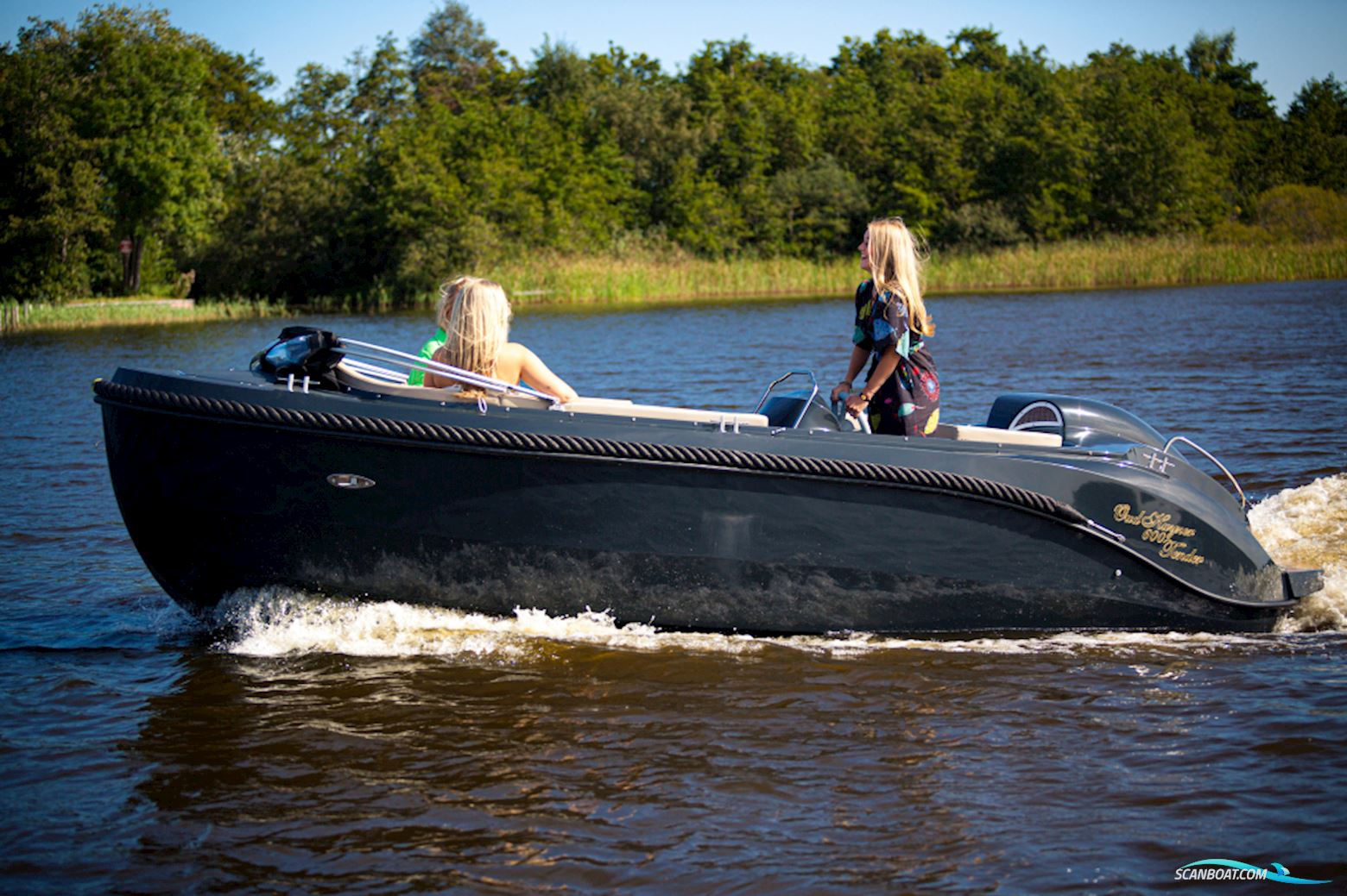 Oud Huijzer 600 Tender