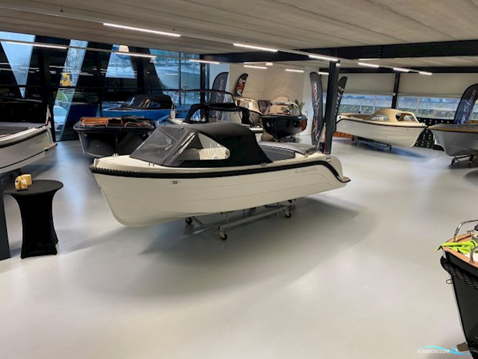 Oud Huijzer 616 Motorboot 2023, mit Suzuki motor, Niederlande