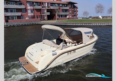 Oud Huijzer 616 Motorboot 2022, mit Netjes in de Bun Met Tilt Switch op de Gashandel motor, Niederlande