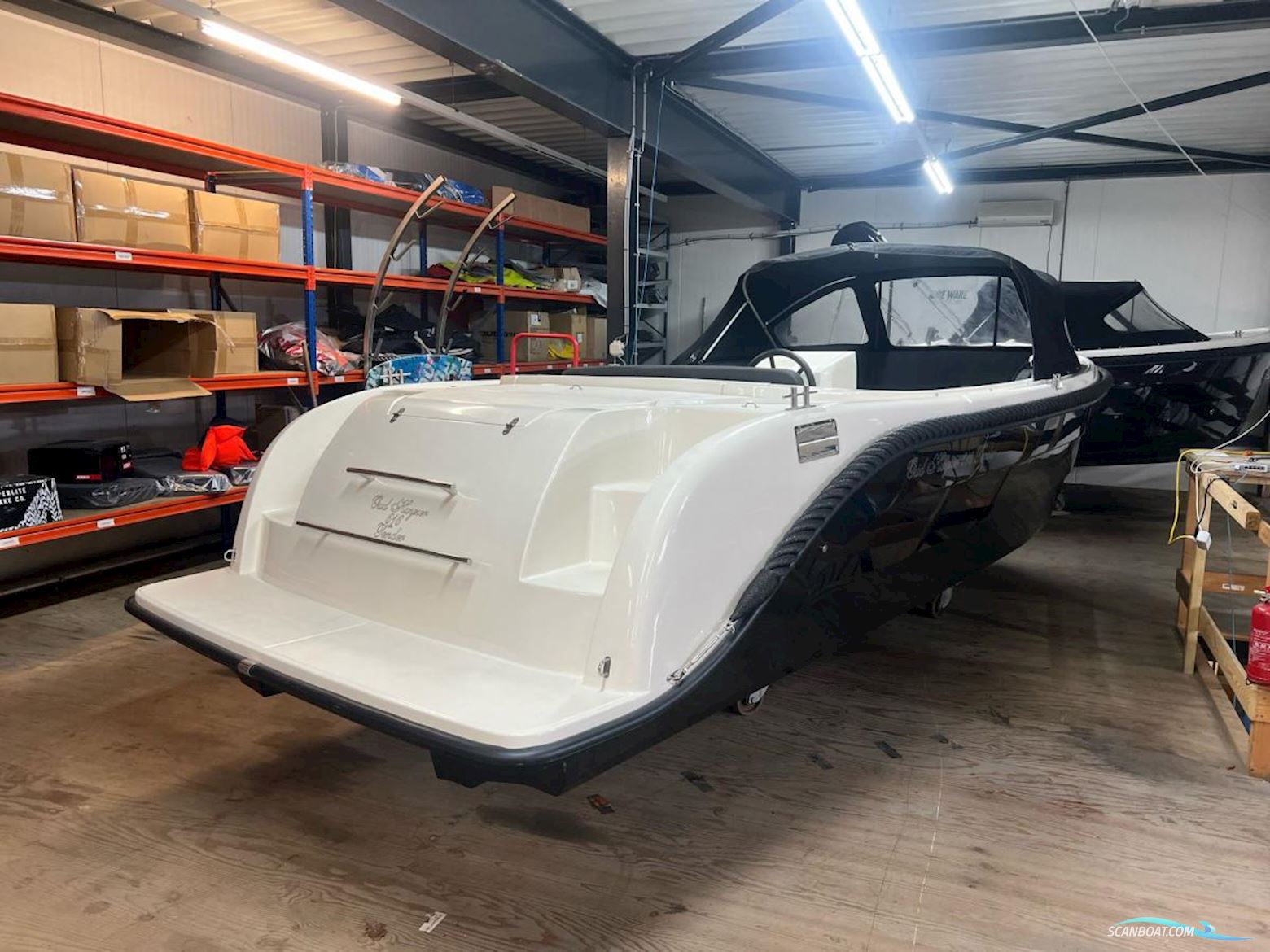 Oud Huijzer 616 Tender nieuw overjarig!