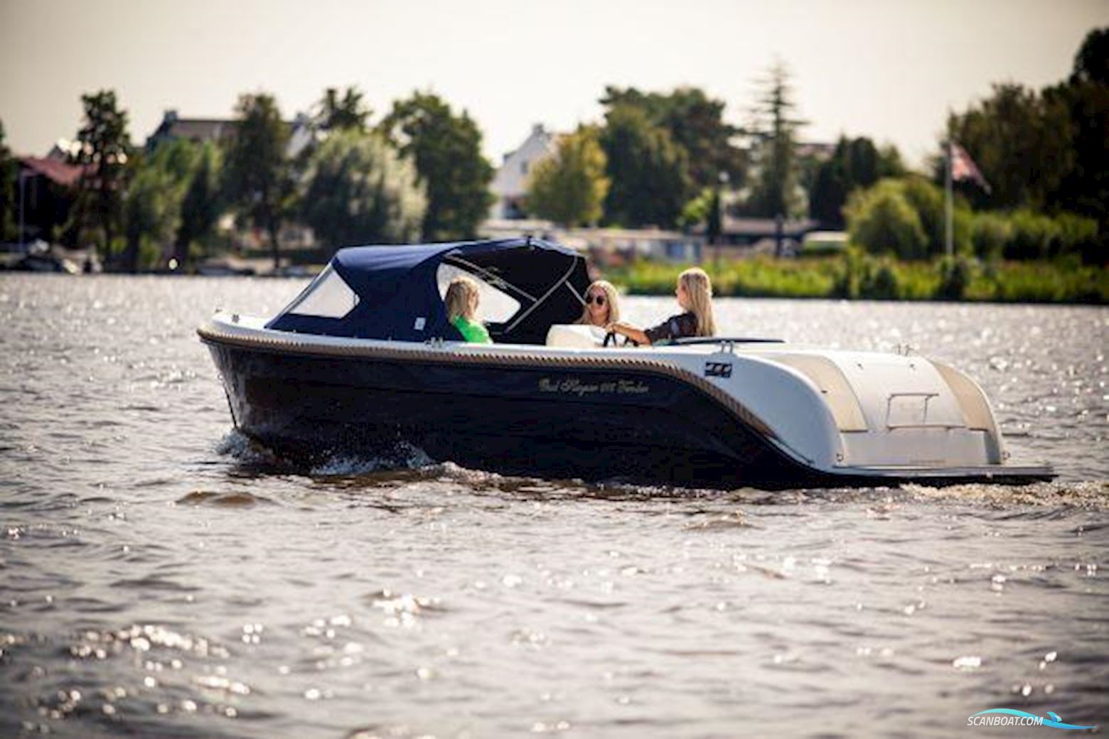 Oud Huijzer 616 Tender