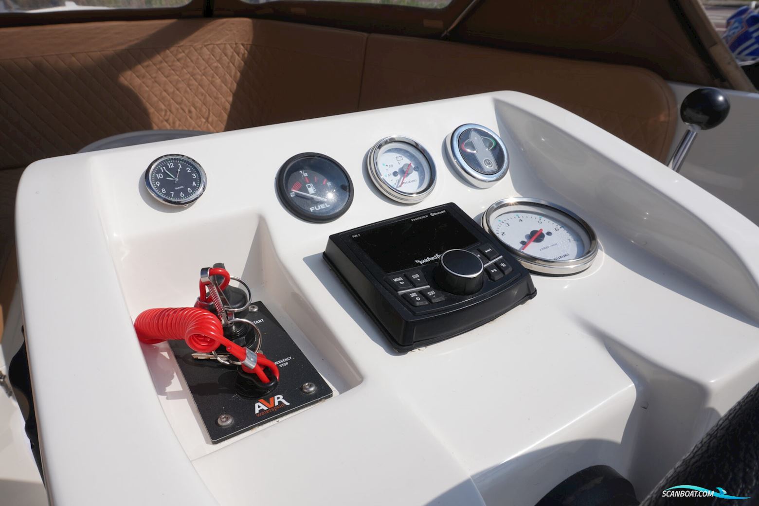 Oud Huijzer 616 Tender