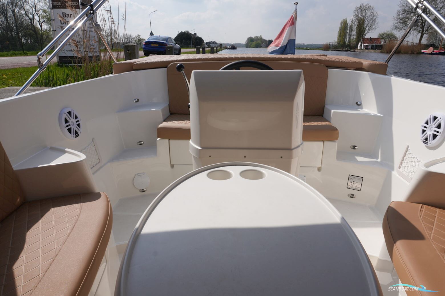 Oud Huijzer 616 Tender