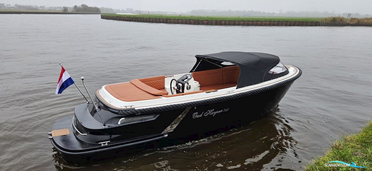 Oud Huijzer 740 Tender