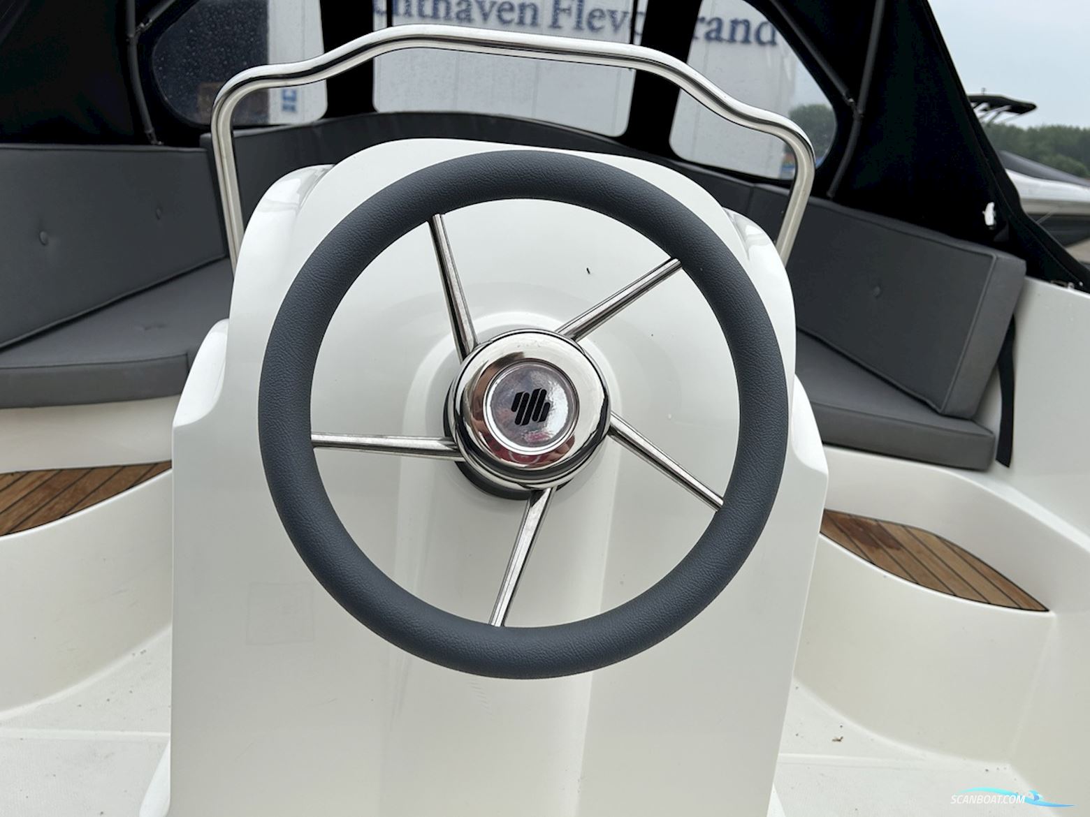 Oudhuijzer 600 Tender