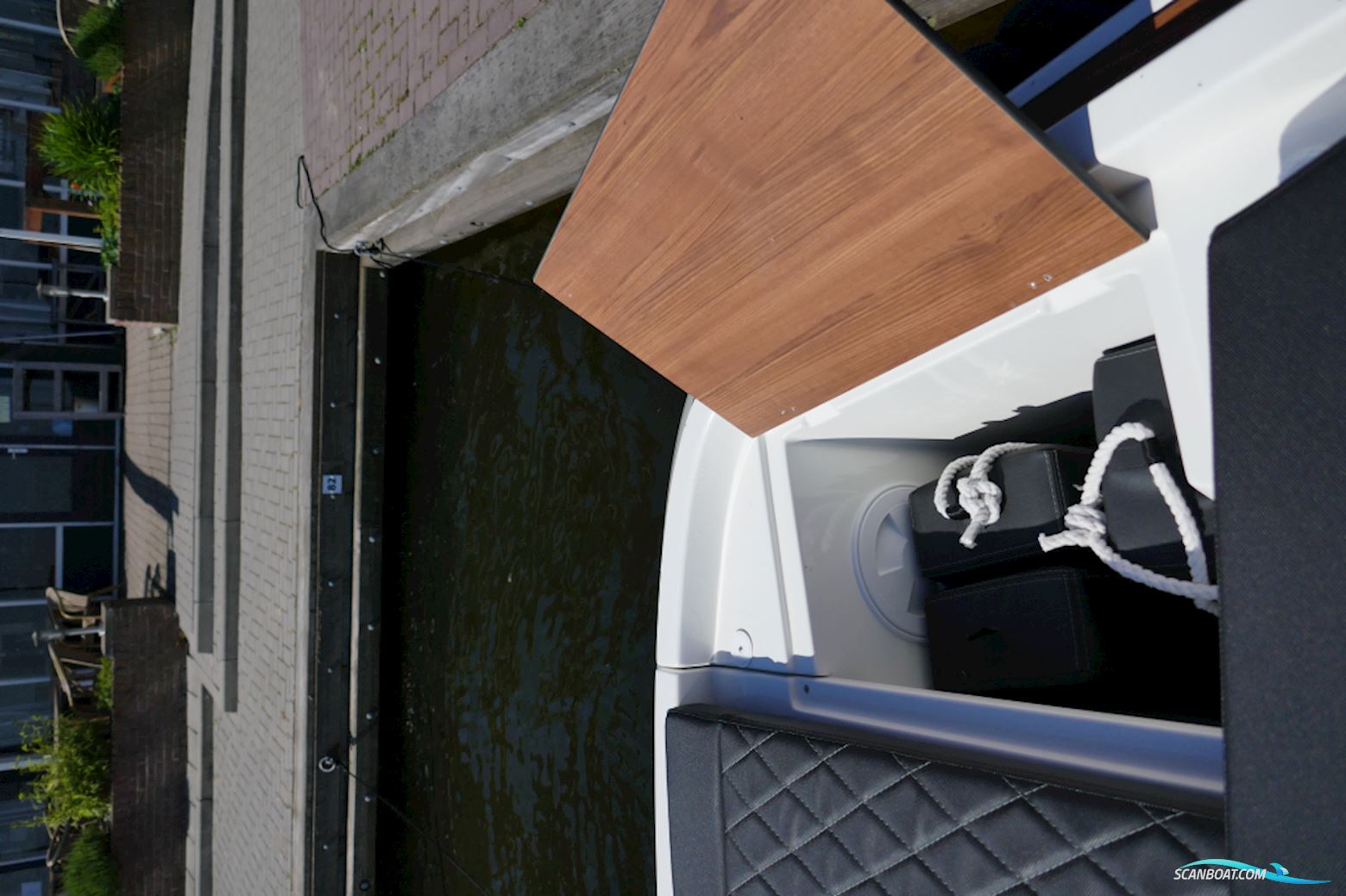 Oudhuijzer 740 Tender Met Afsluitbare Cabine Voor bv. Toilet