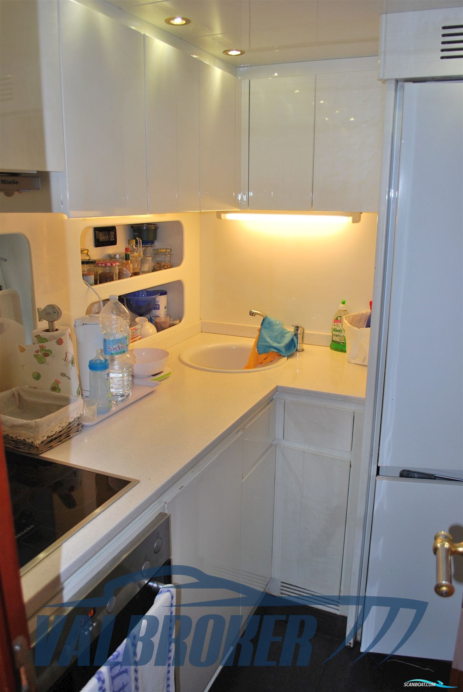 Overmarine Mangusta 72