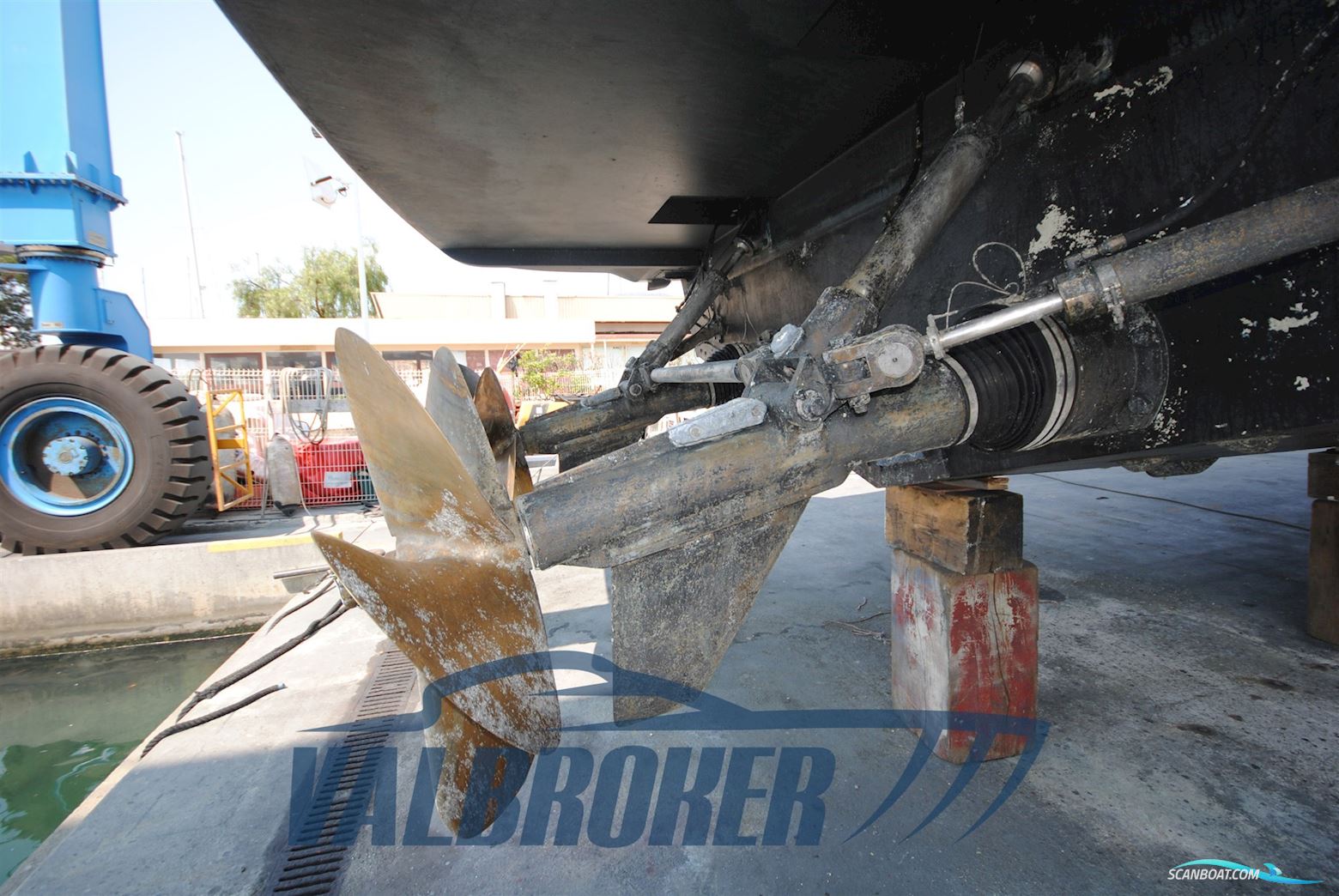 Overmarine Mangusta 72