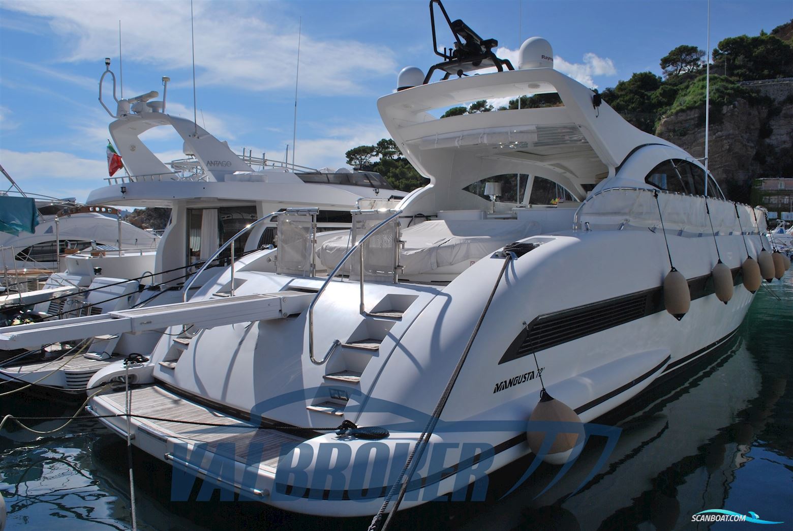 Overmarine Mangusta 72