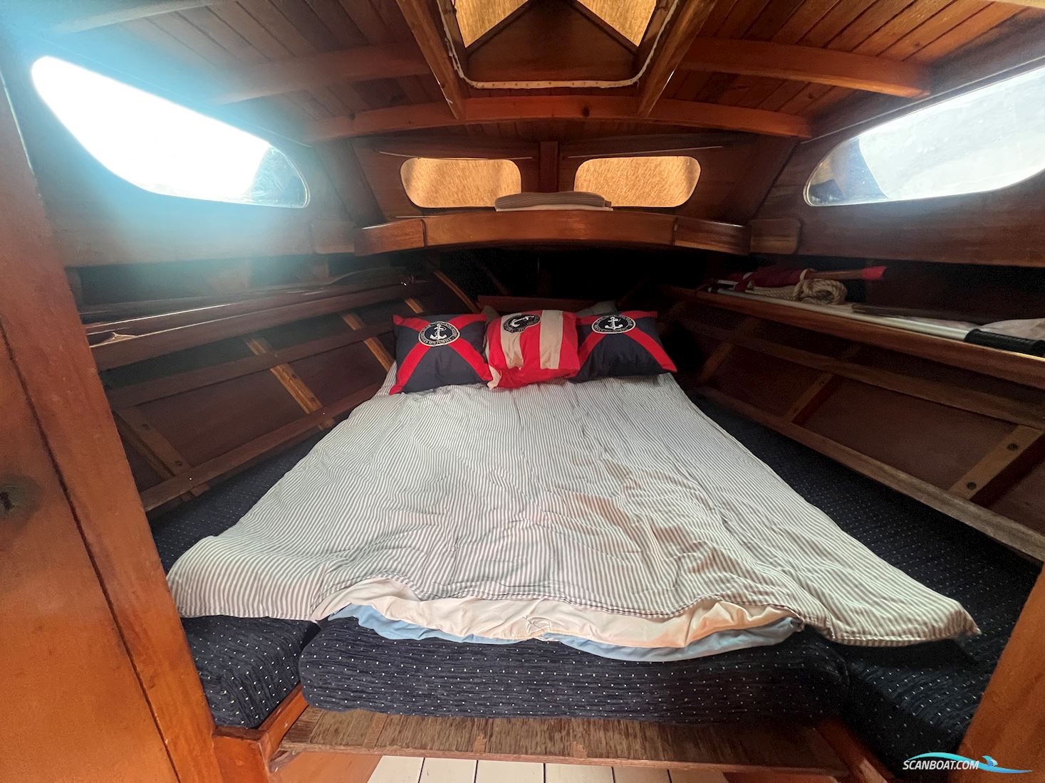 Oxelösund 28 Doubble Cabin Klassisk Motorbåd
