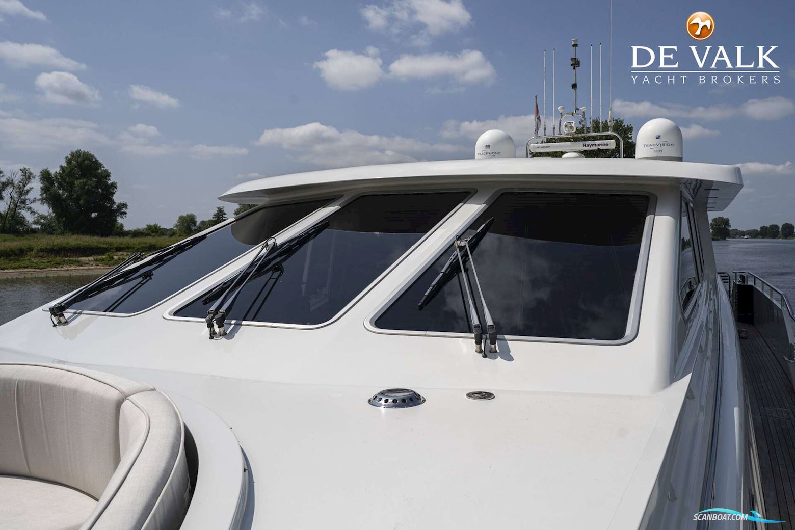 Pacific  Prestige 2300