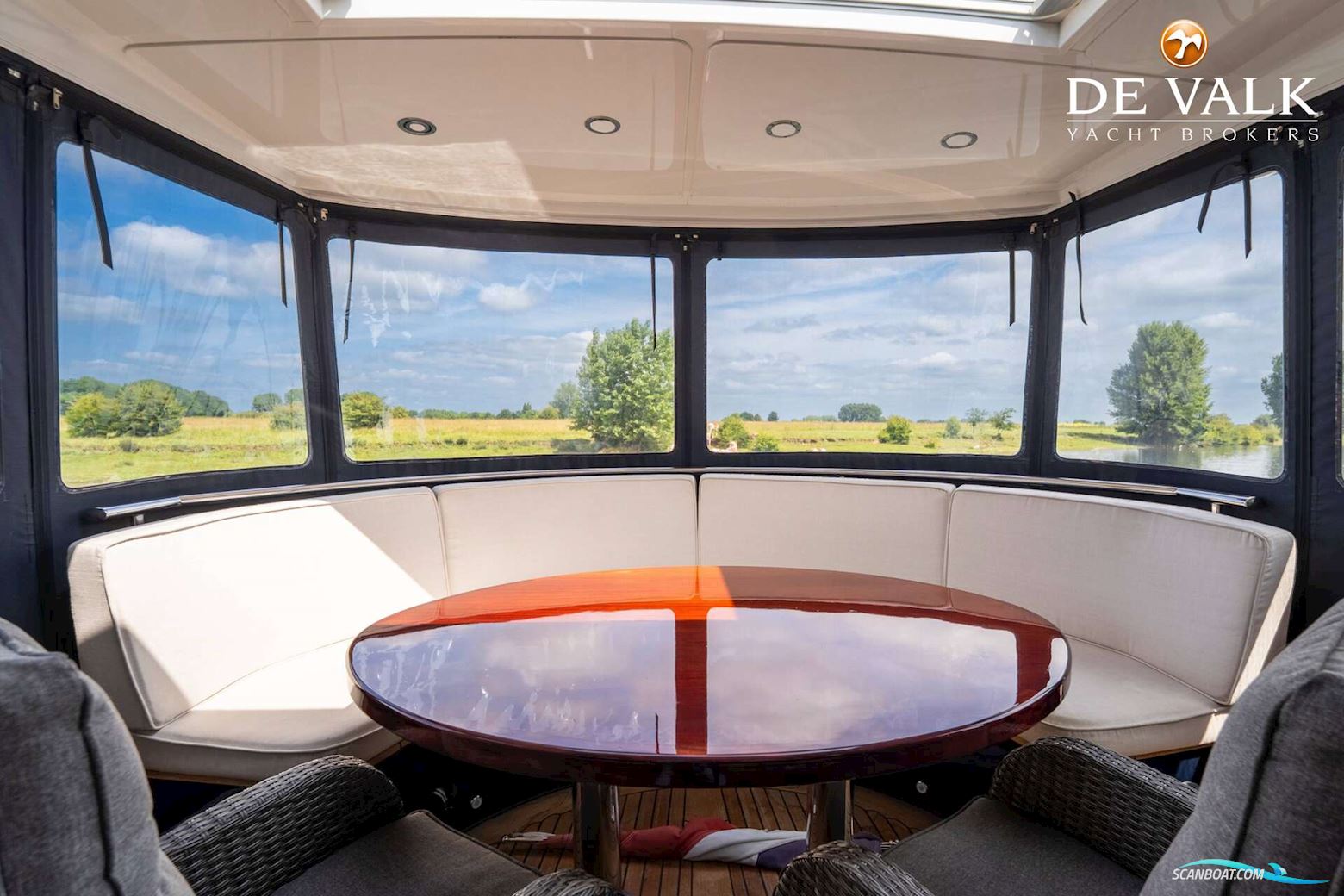 Pacific  Prestige 2300