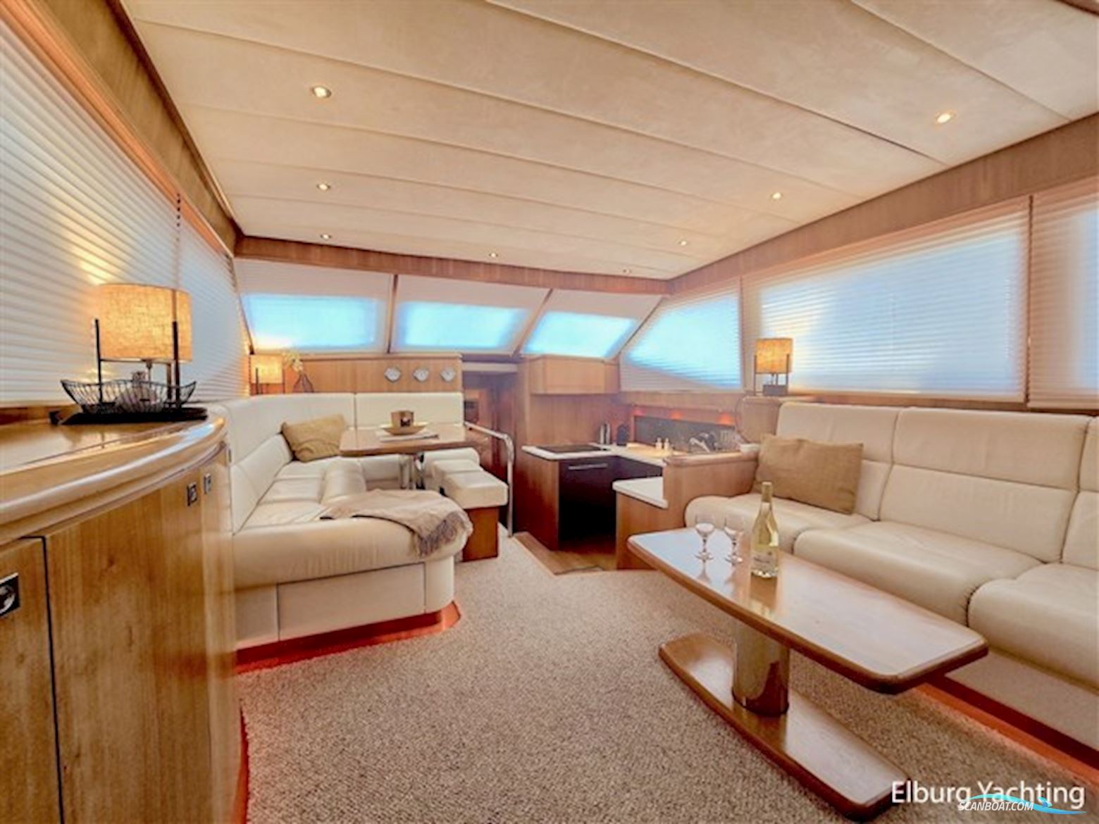 Pacific Allure 180 - Wheelhouse